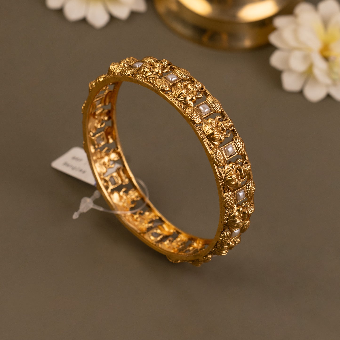 Antique Bangle B539