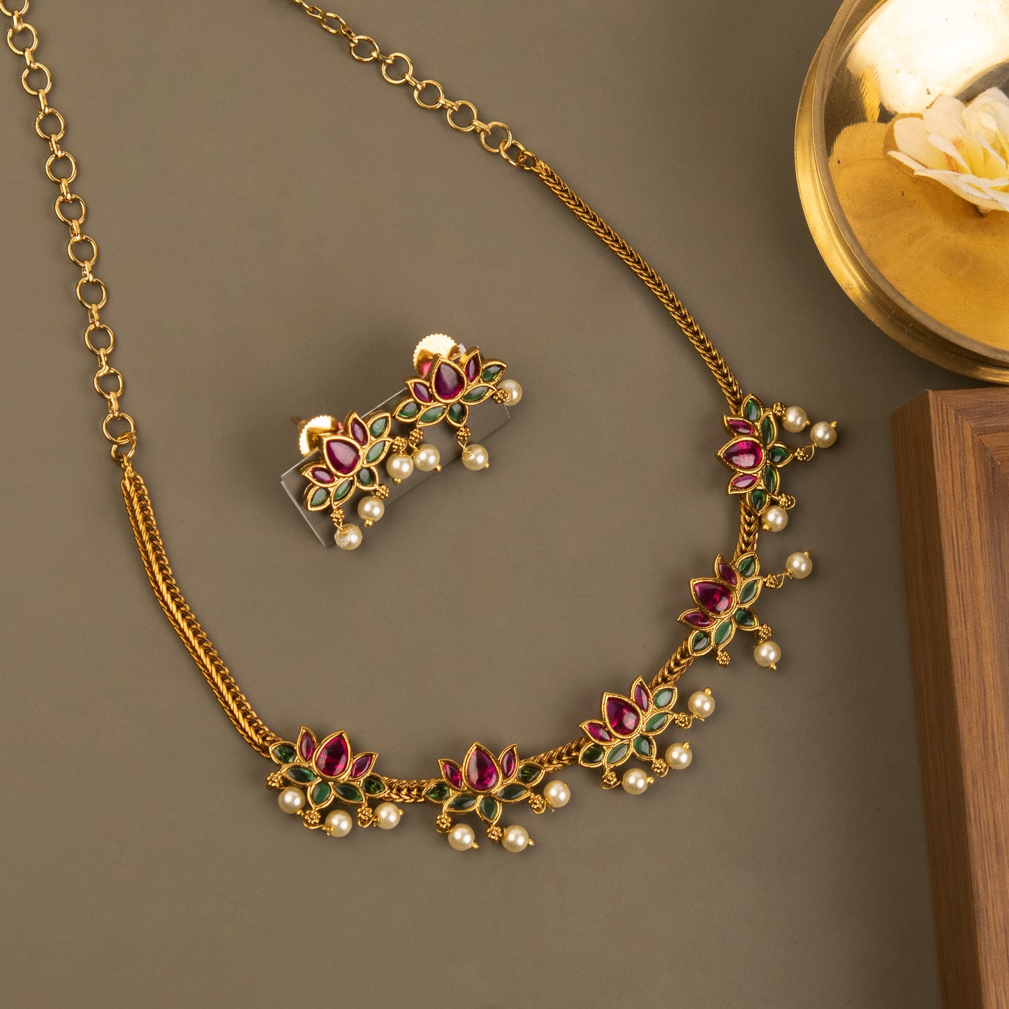 Necklace 787