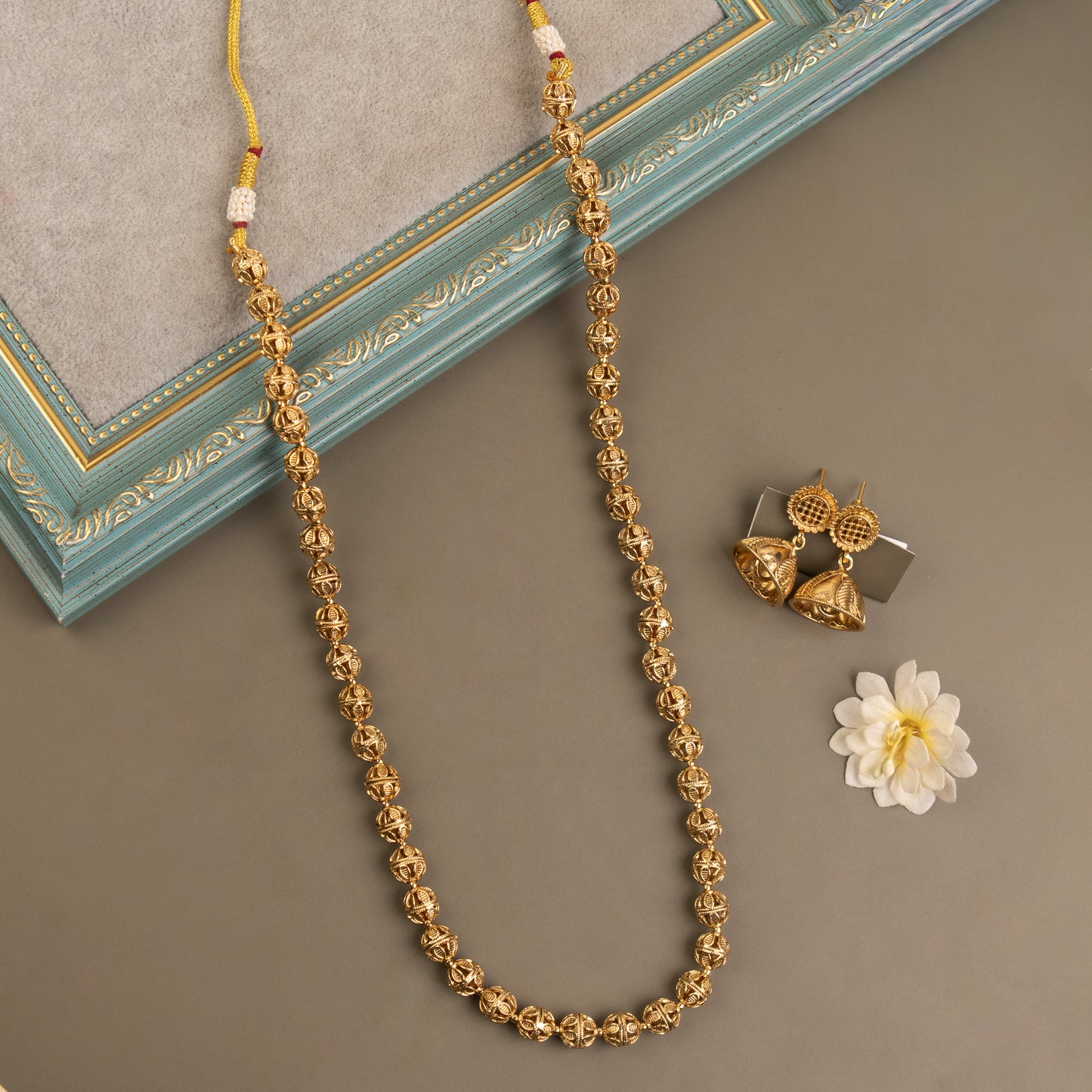 Necklace 379