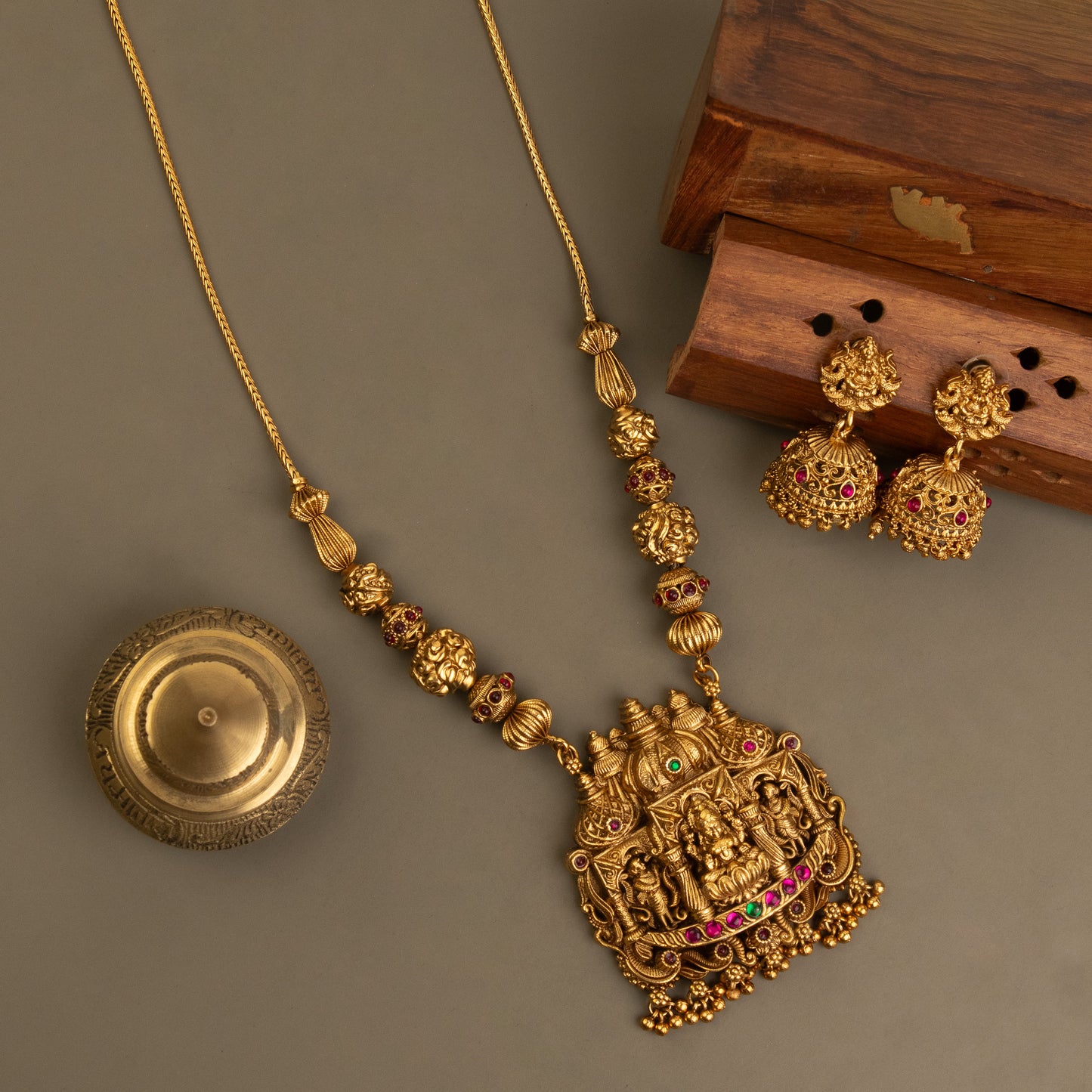 Necklace 372