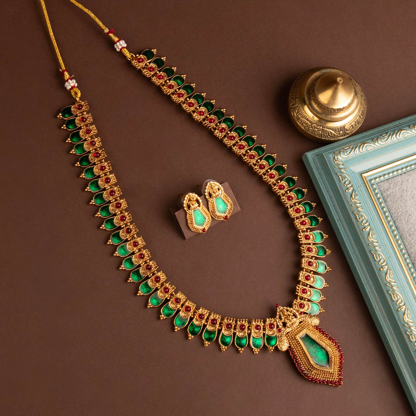Necklace 680