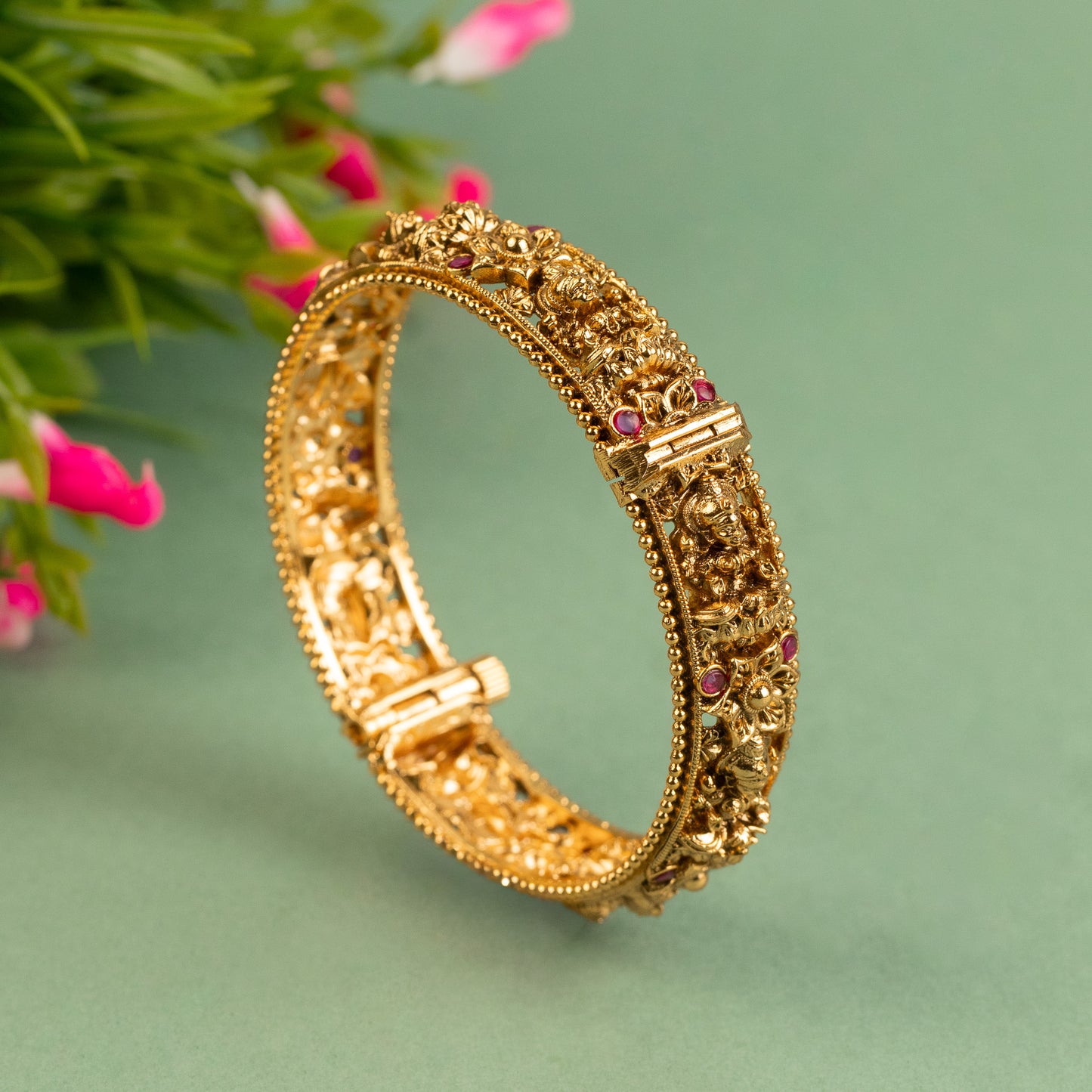 Premium Antique Bangle B561