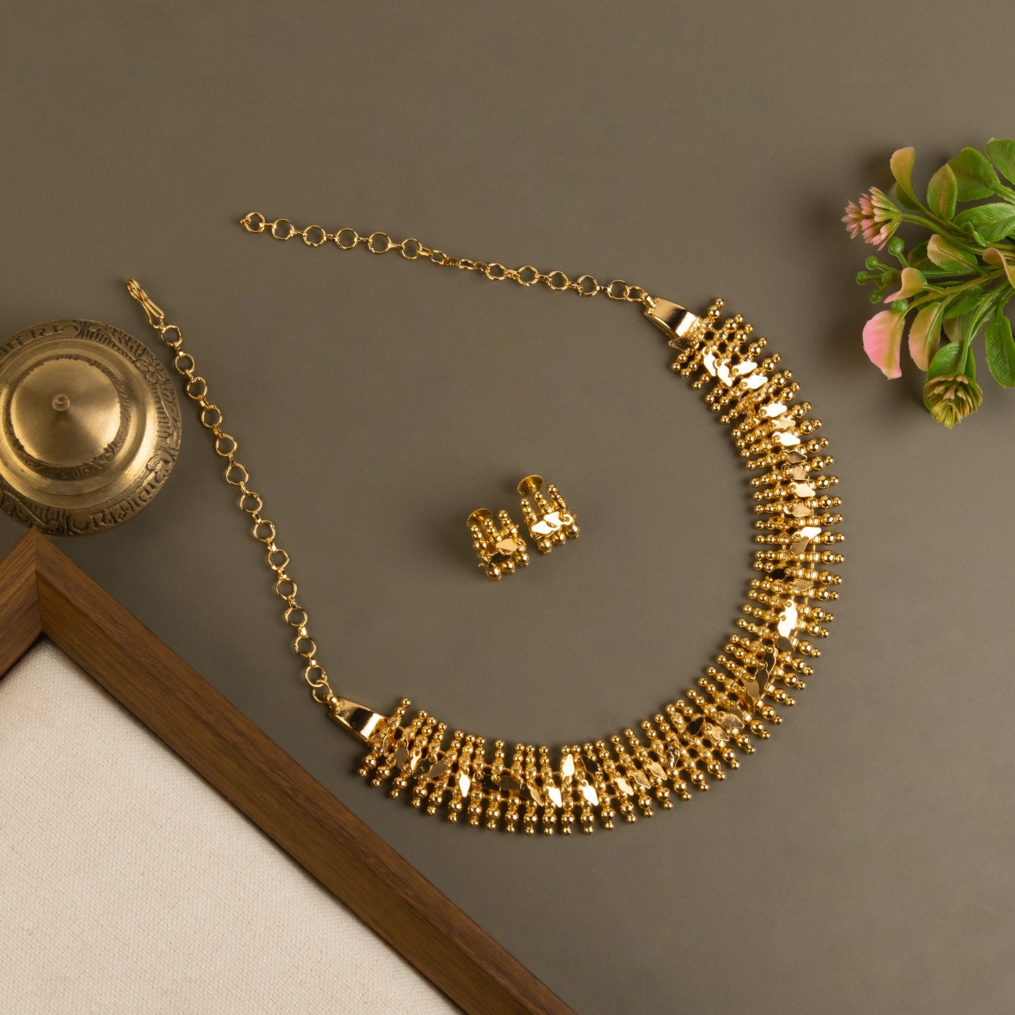 Premium Necklace 343