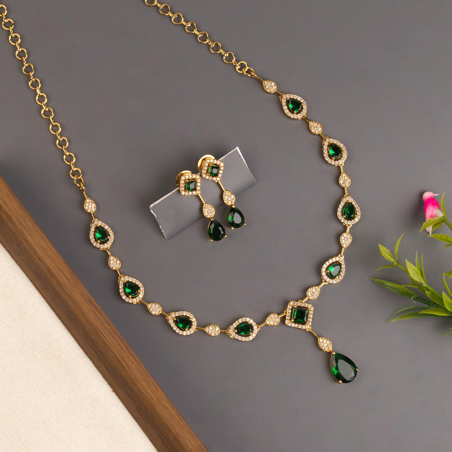 Necklace 386