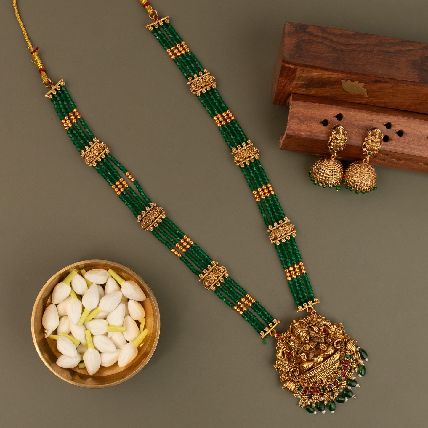 Necklace 910