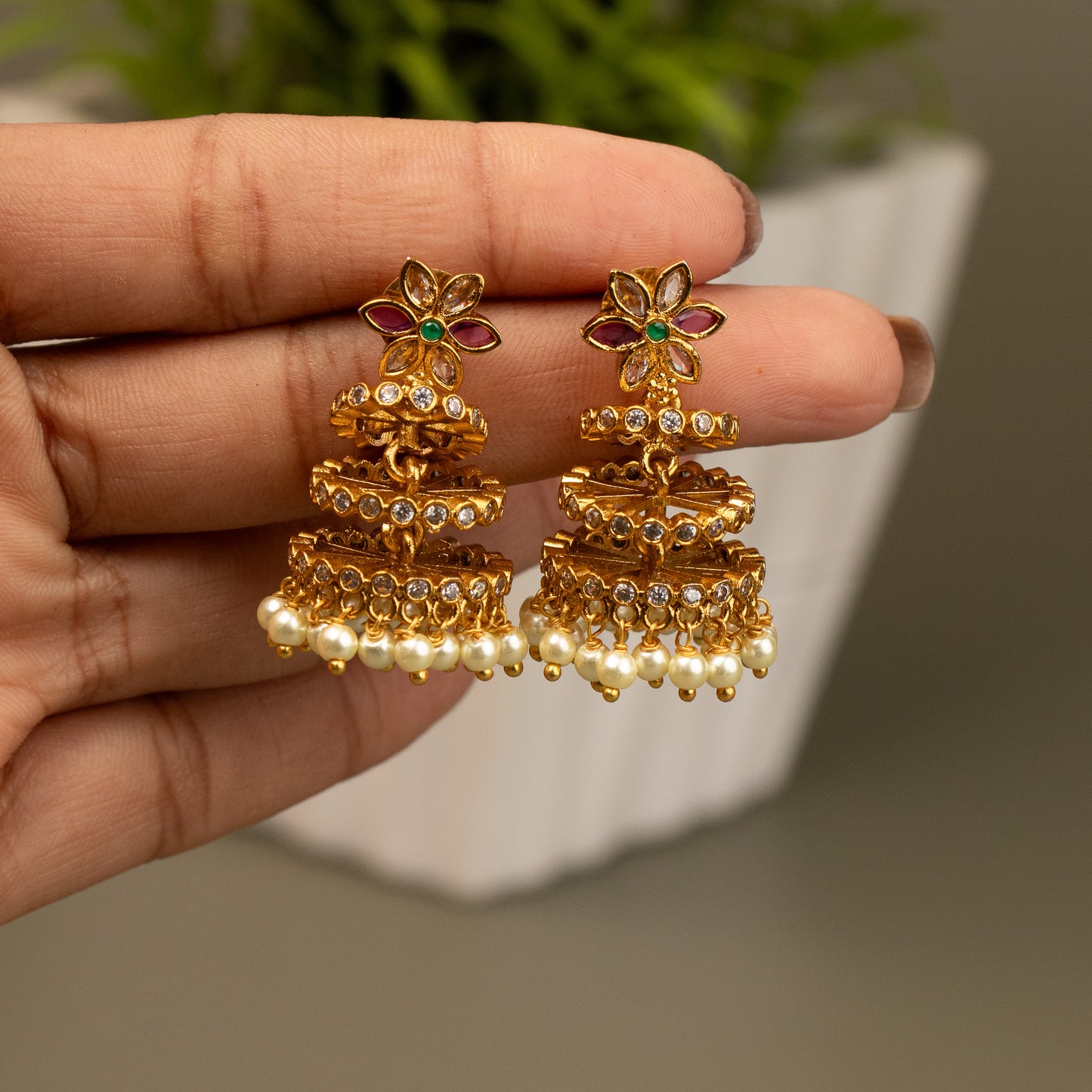 Antique Earrings E923