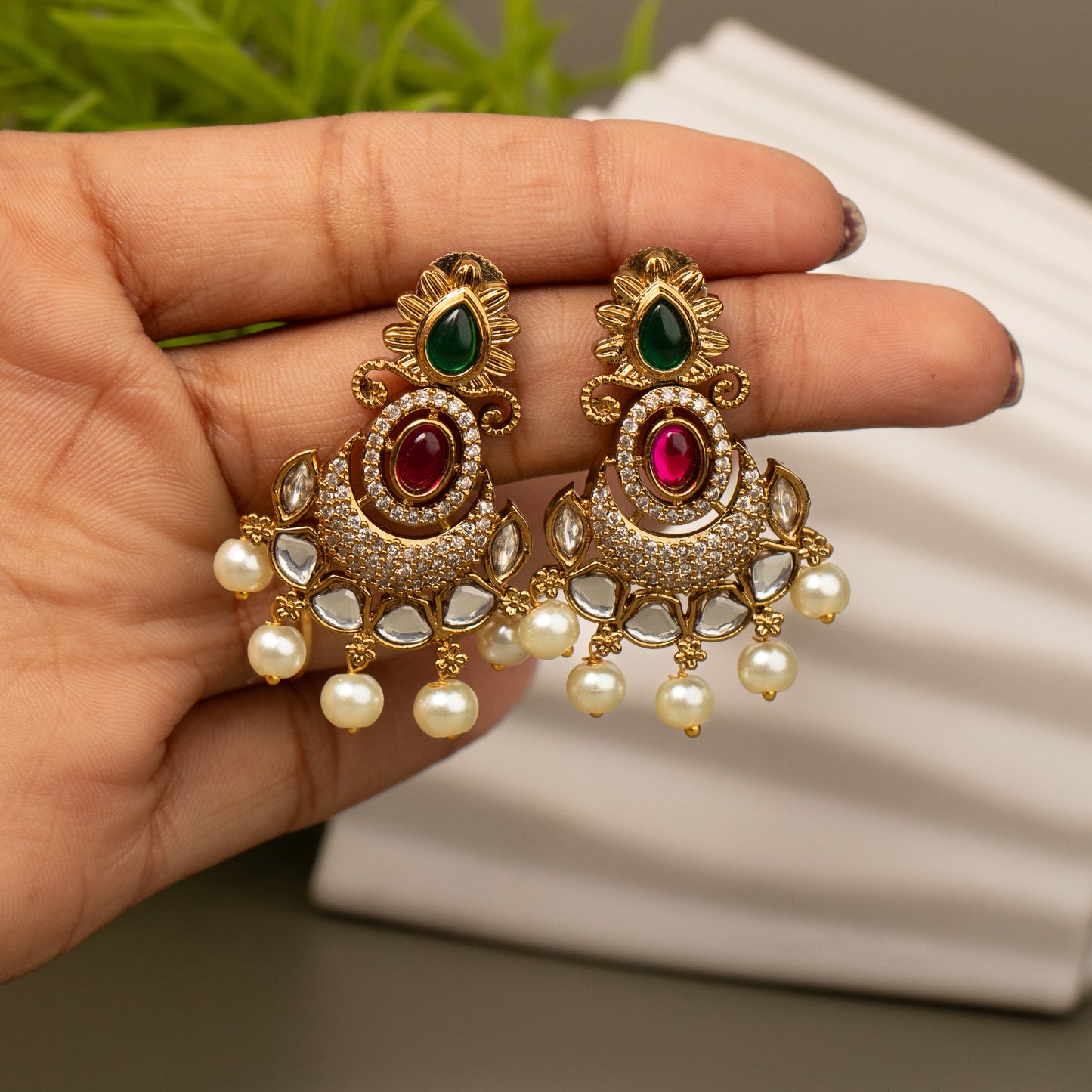 Antique Earrings E1004