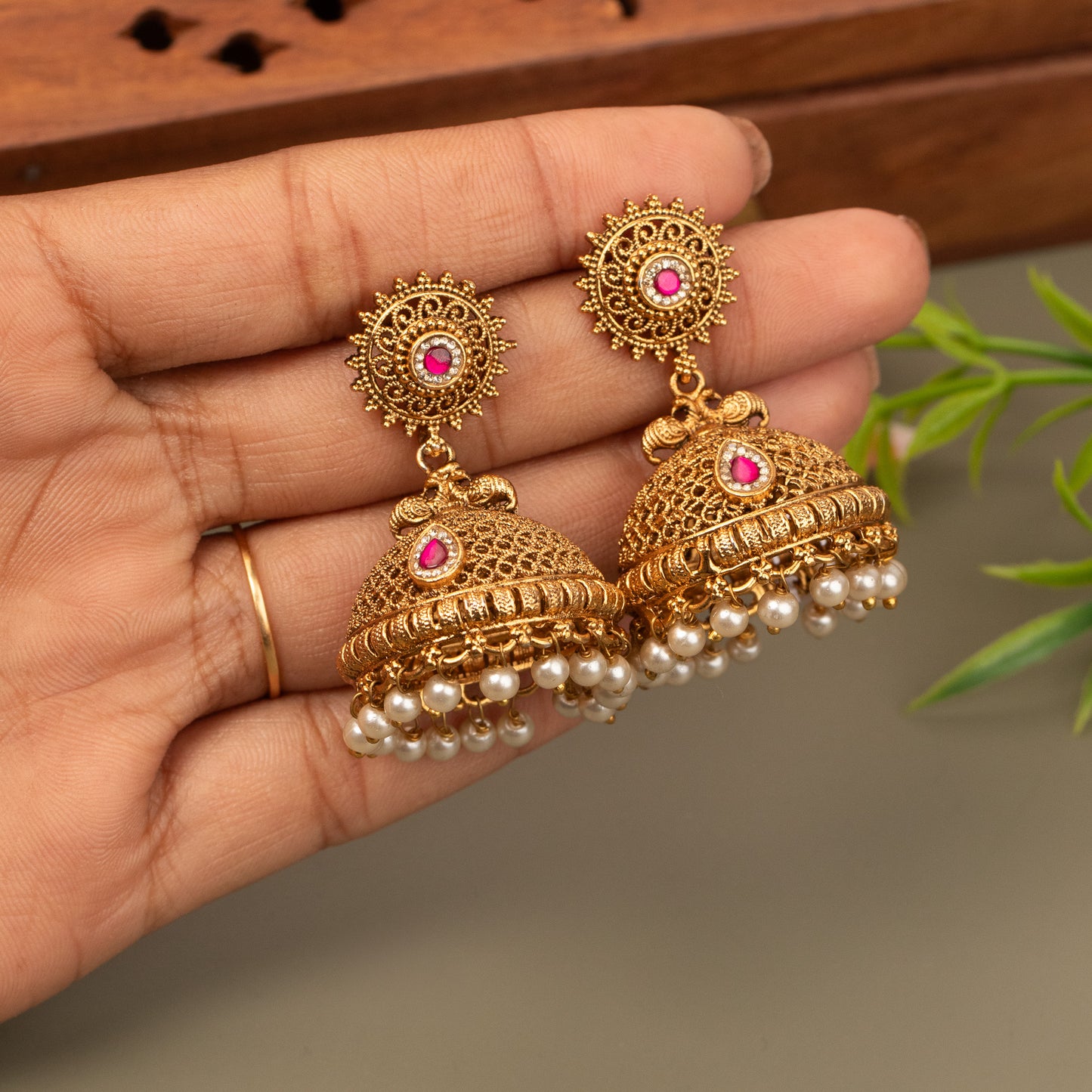 Antique Earrings E1096