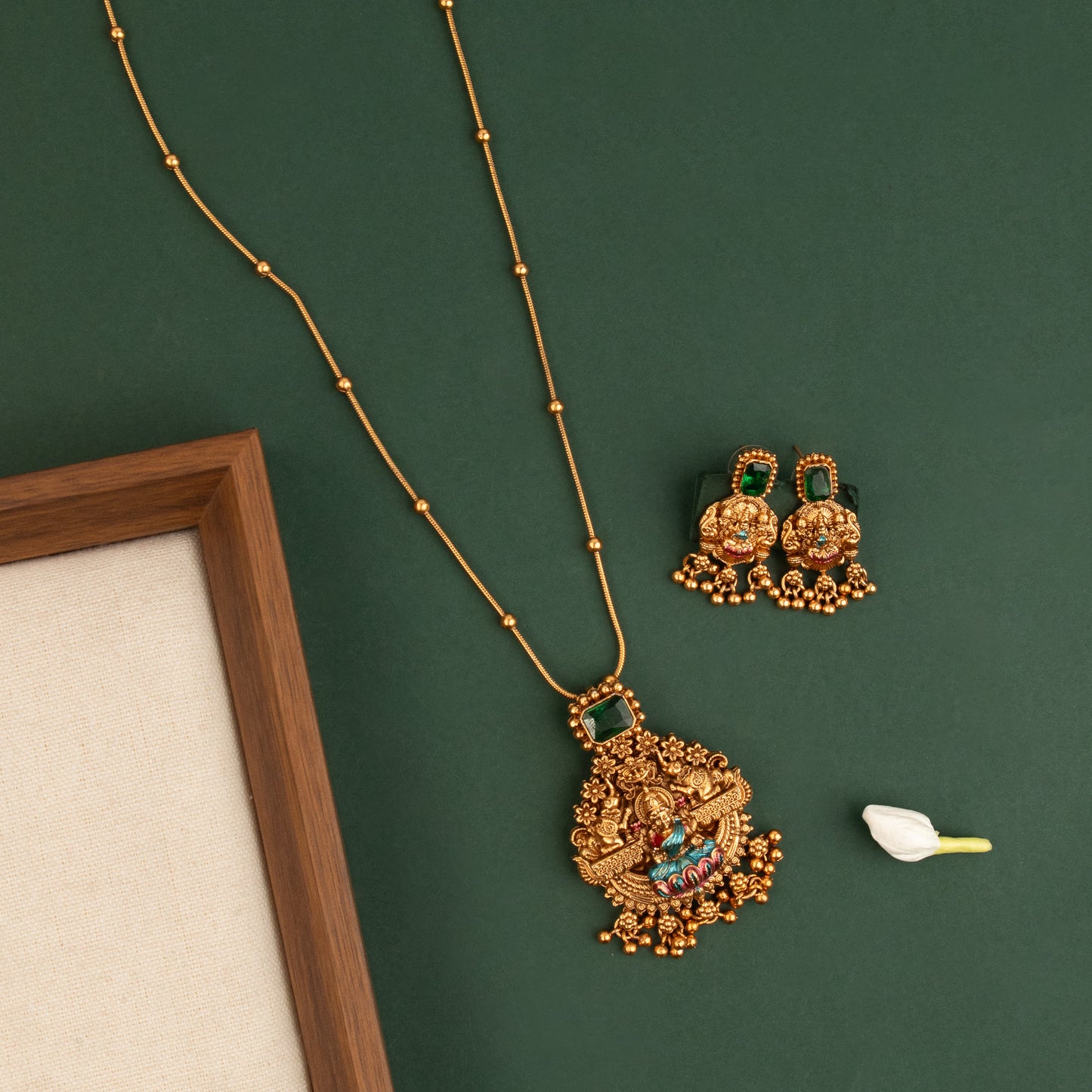 Necklace 079