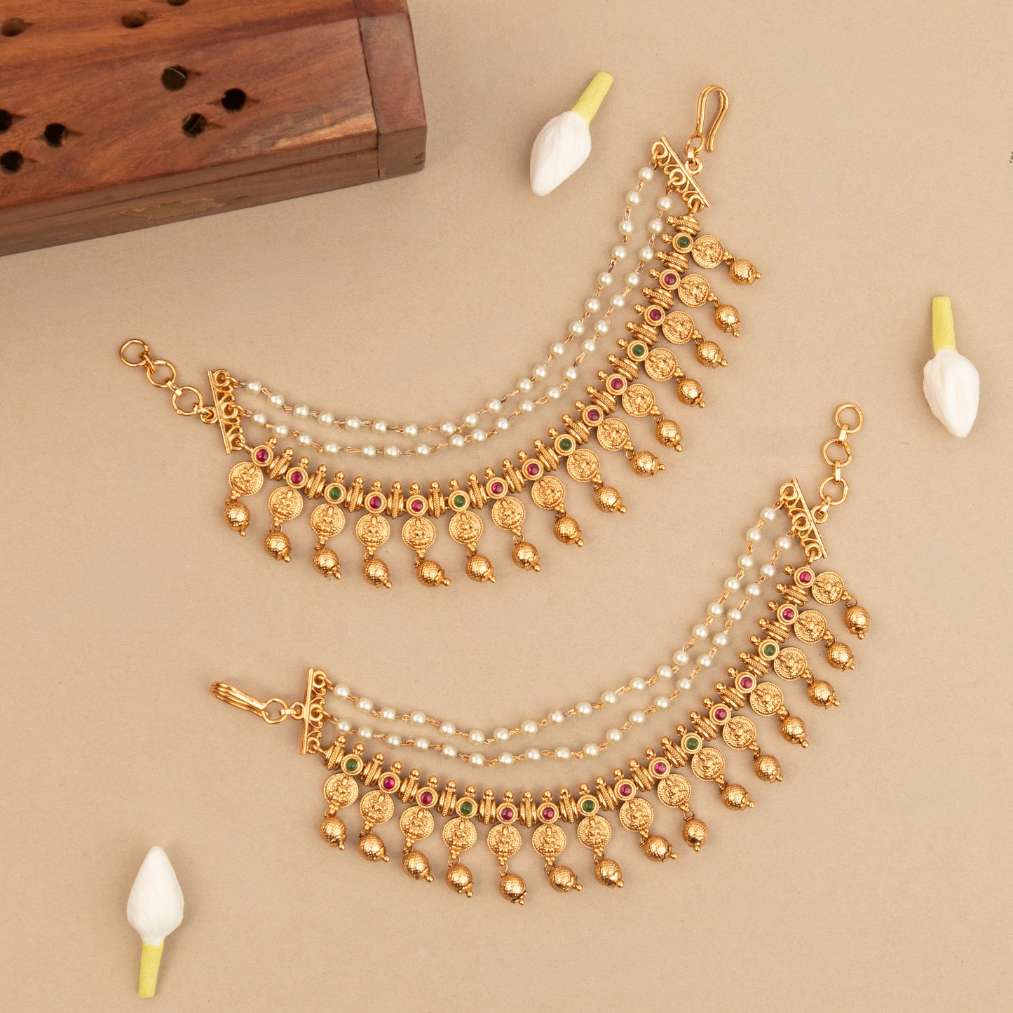 Premium Ear Chain EC91