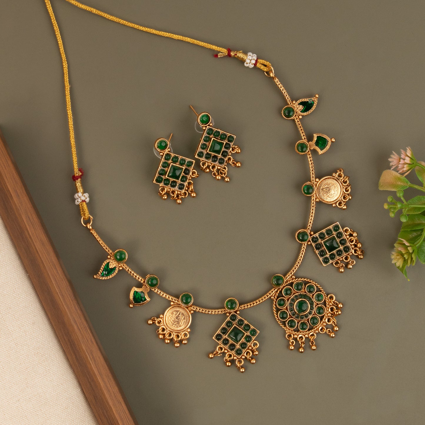 Necklace 296