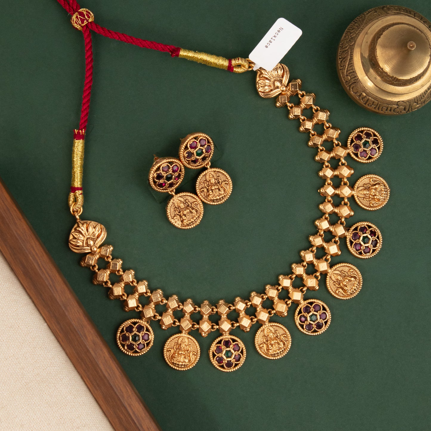 Premium Necklace 599