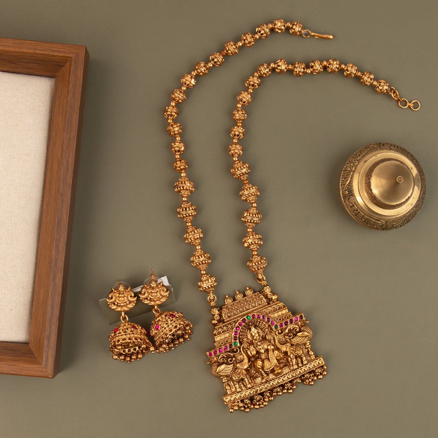 Necklace 697