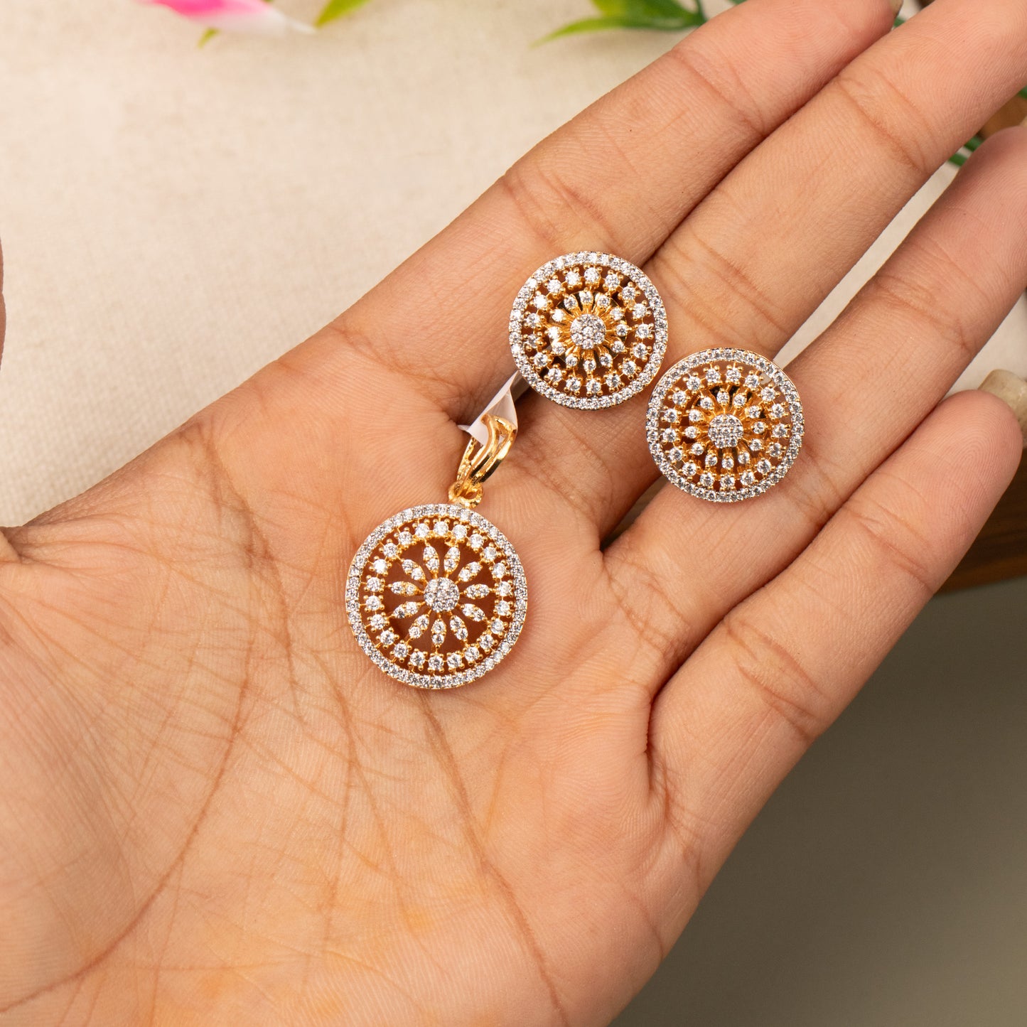 AD Pendant With Stud Earrings E1137