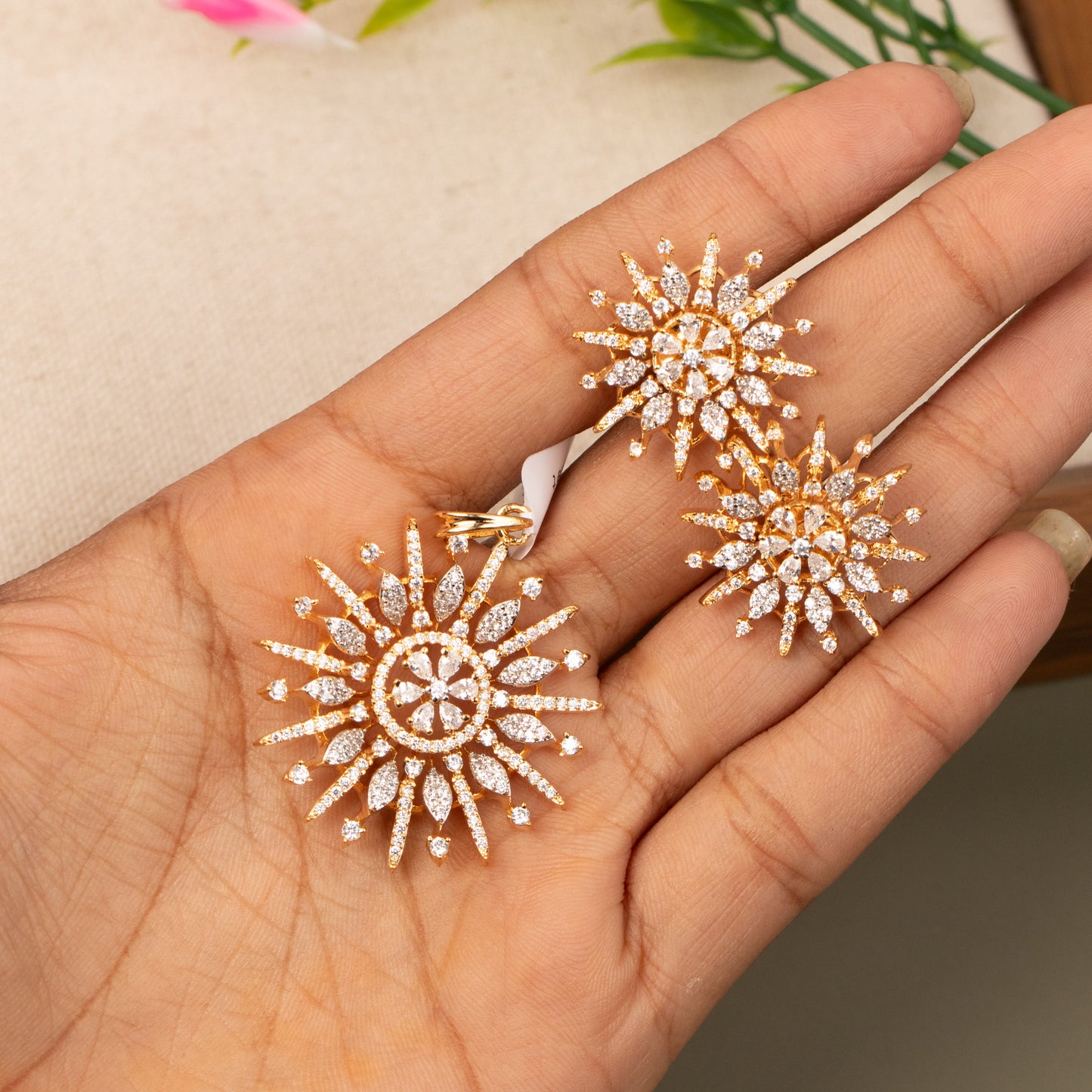 AD Pendant With Stud Earrings E1134