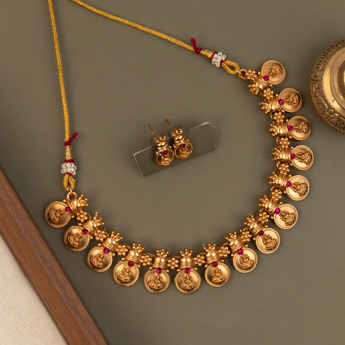 Necklace 843