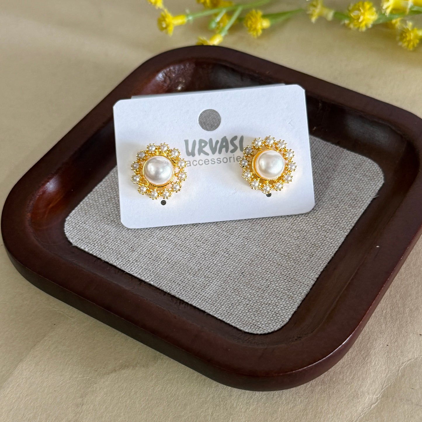 Navaratna Stud Earrings E327