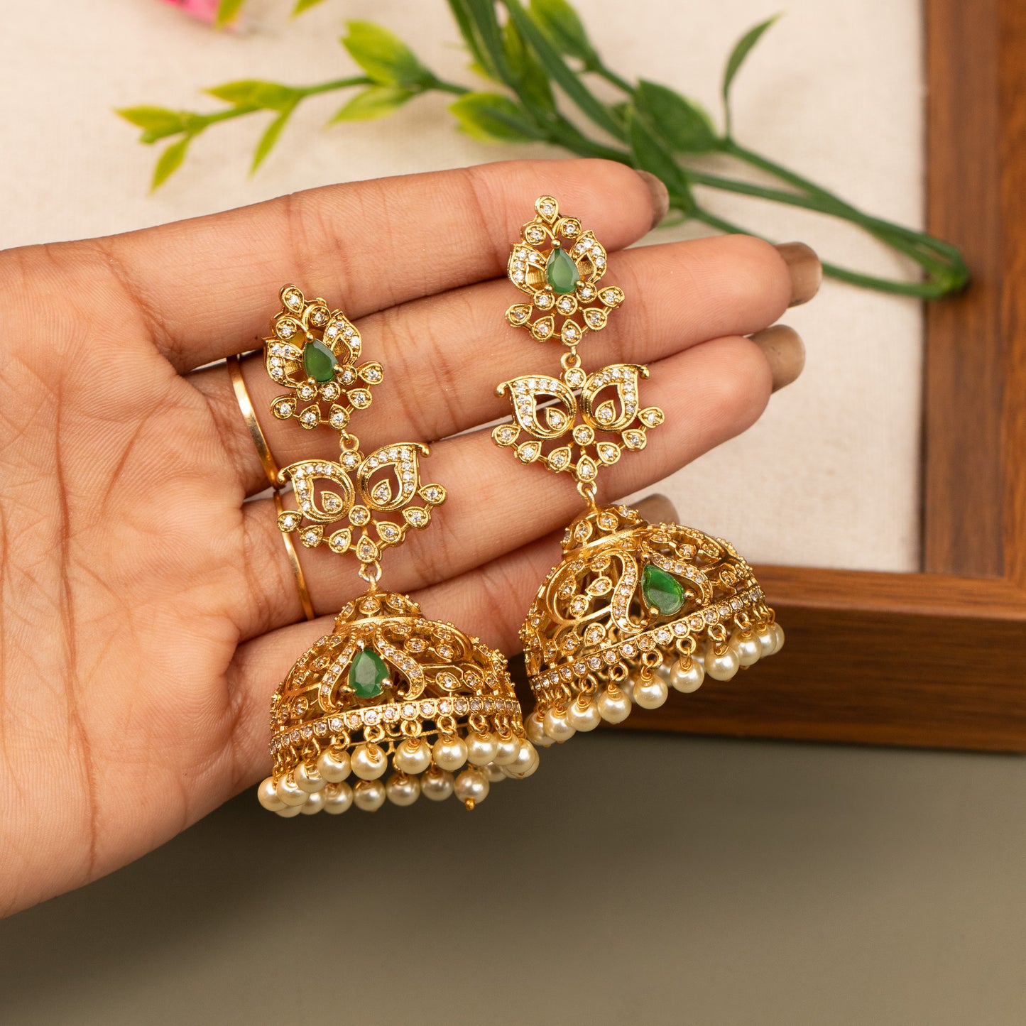 Antique Earrings E1302