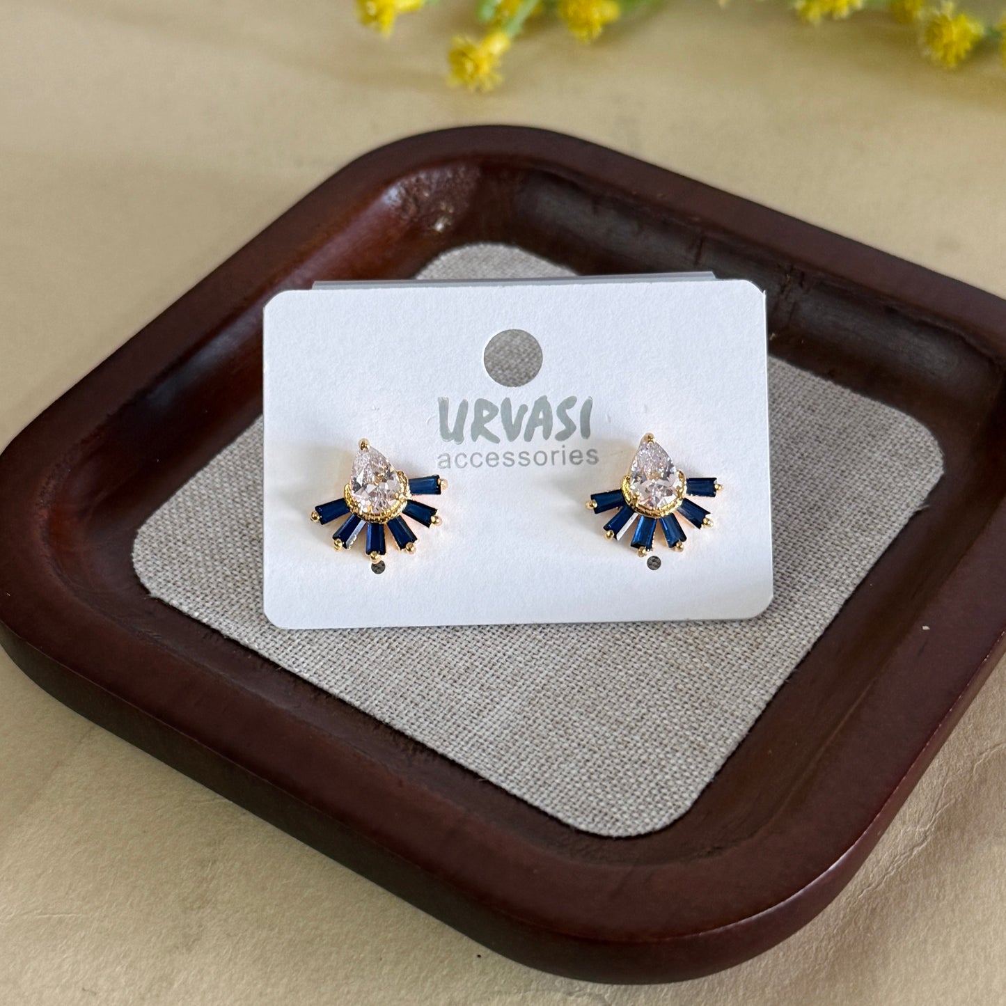 Navaratna Stud Earrings E363