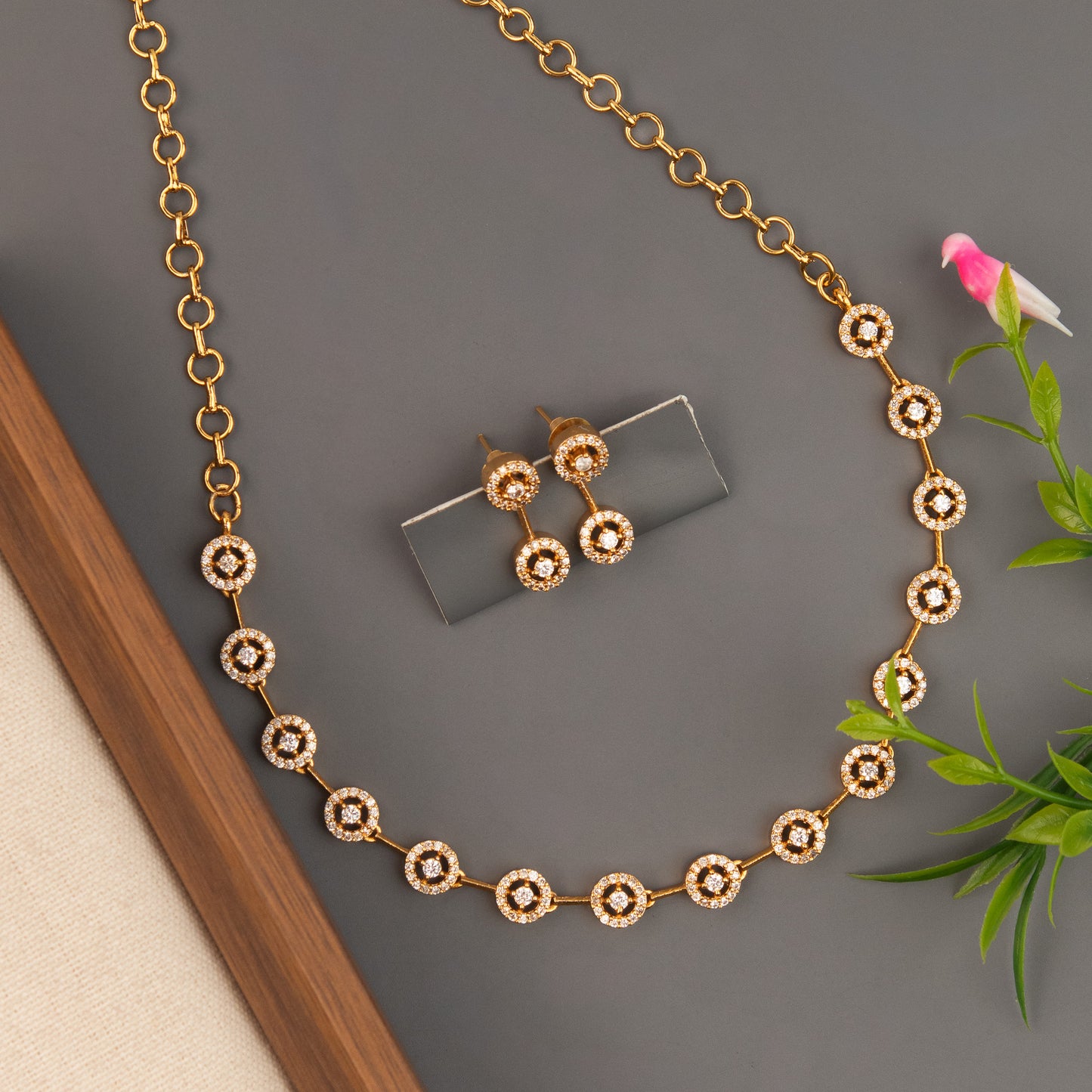 Necklace 996
