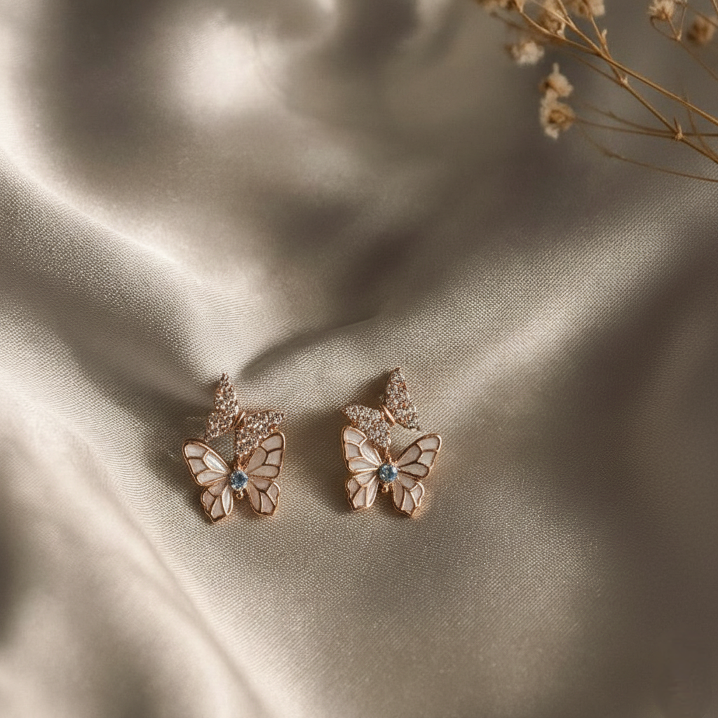 Stud Earrings E432