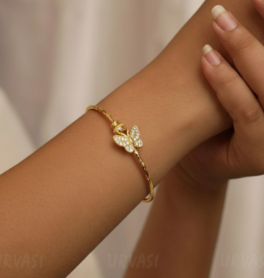 Cuff Bangle B404