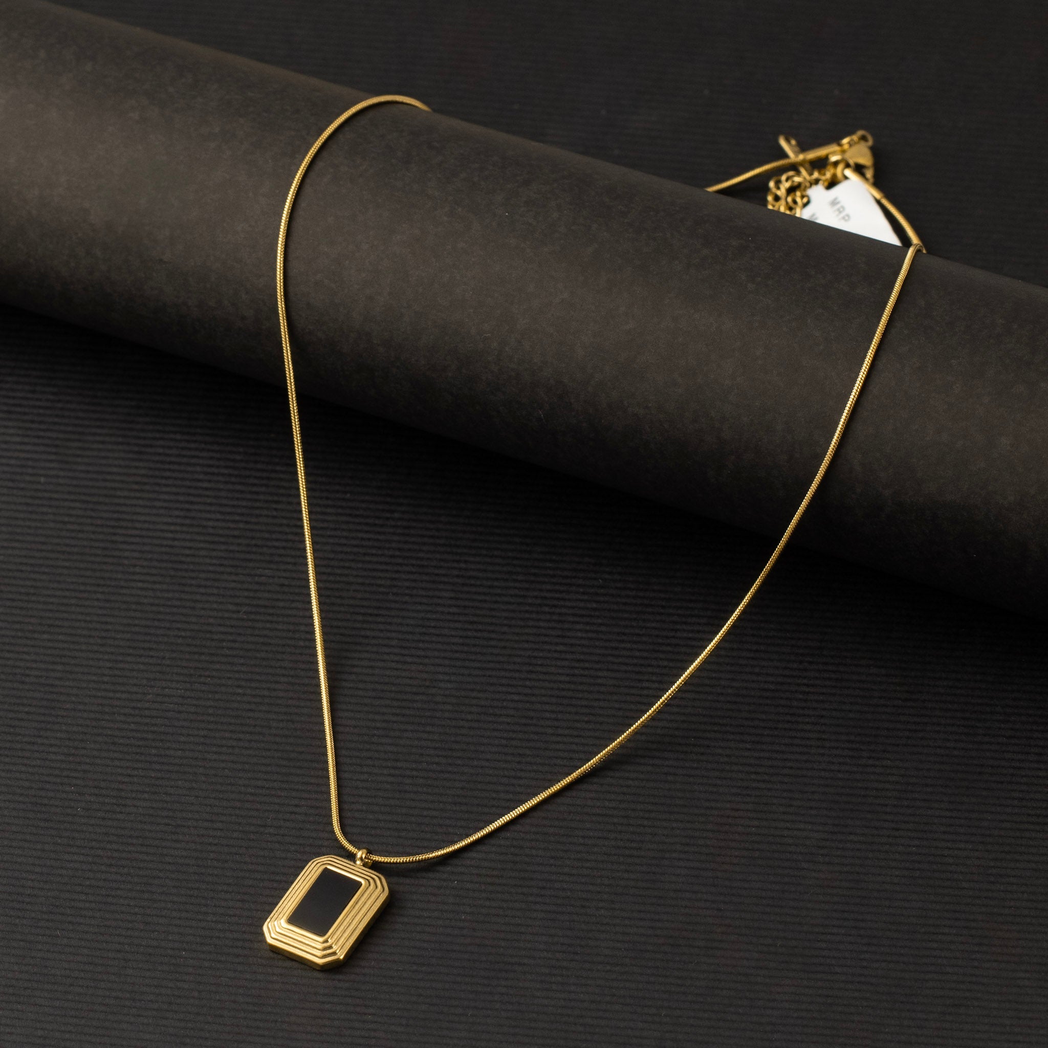 Simple Chain – Urvasi ladies novelty