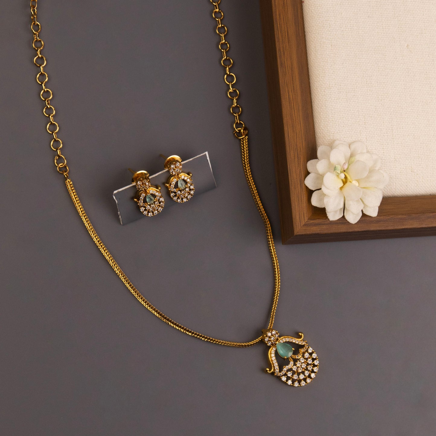 Necklace 784