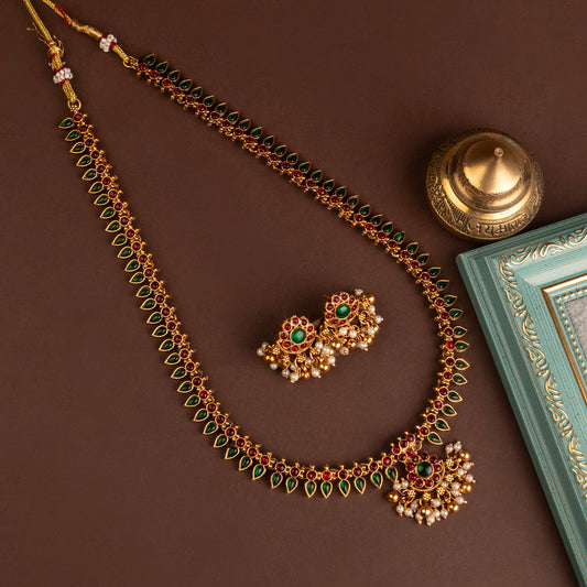 Necklace 682