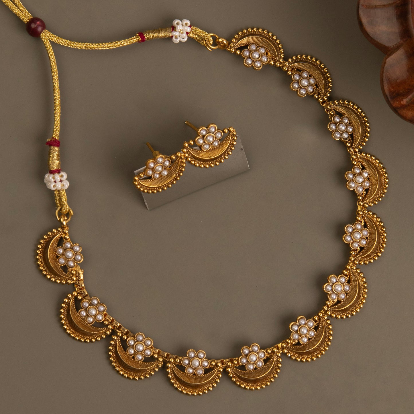 Necklace 221