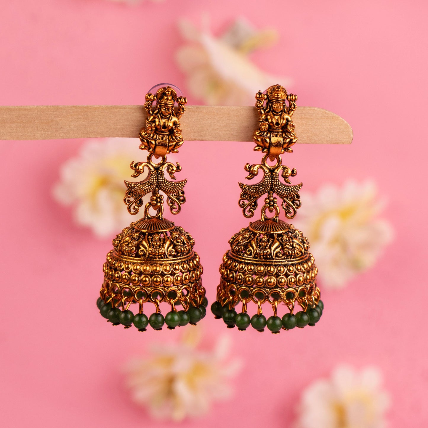 Antique Earrings E106