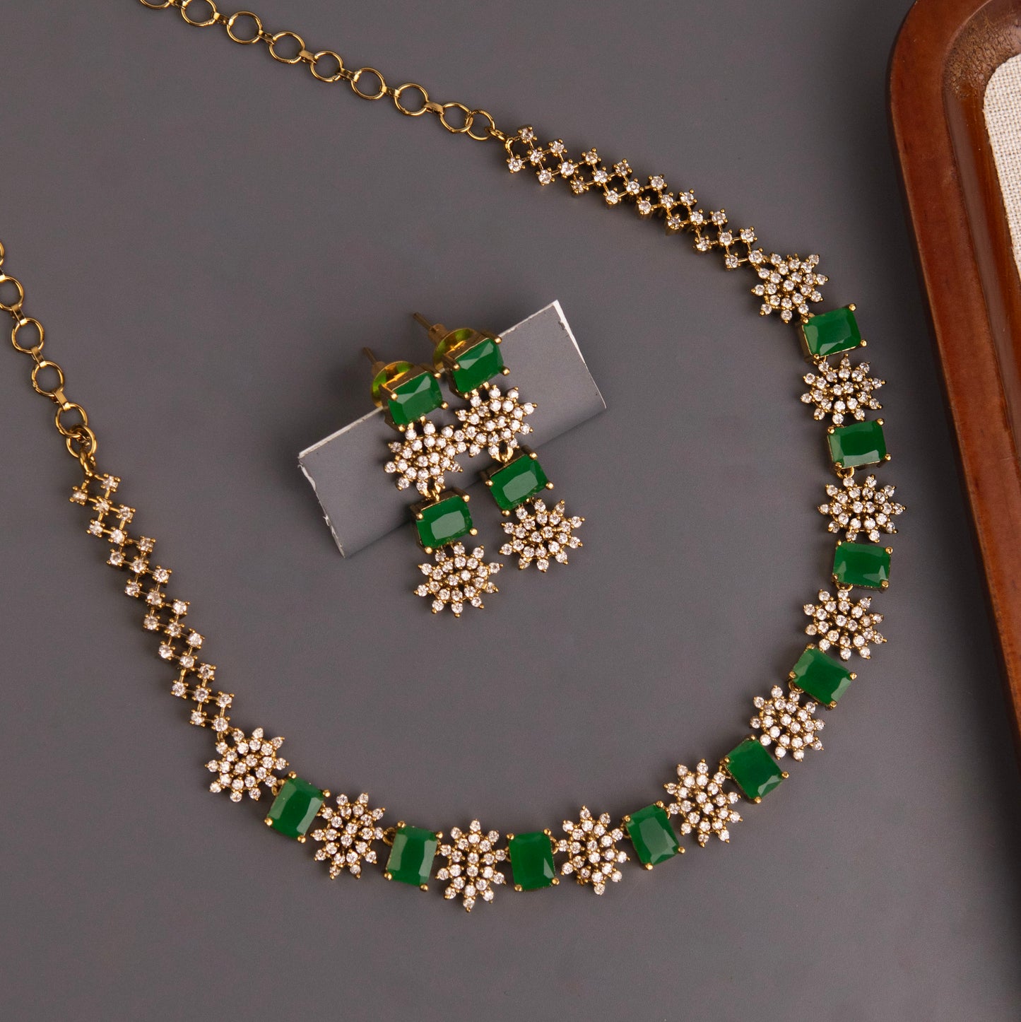 Necklace 555