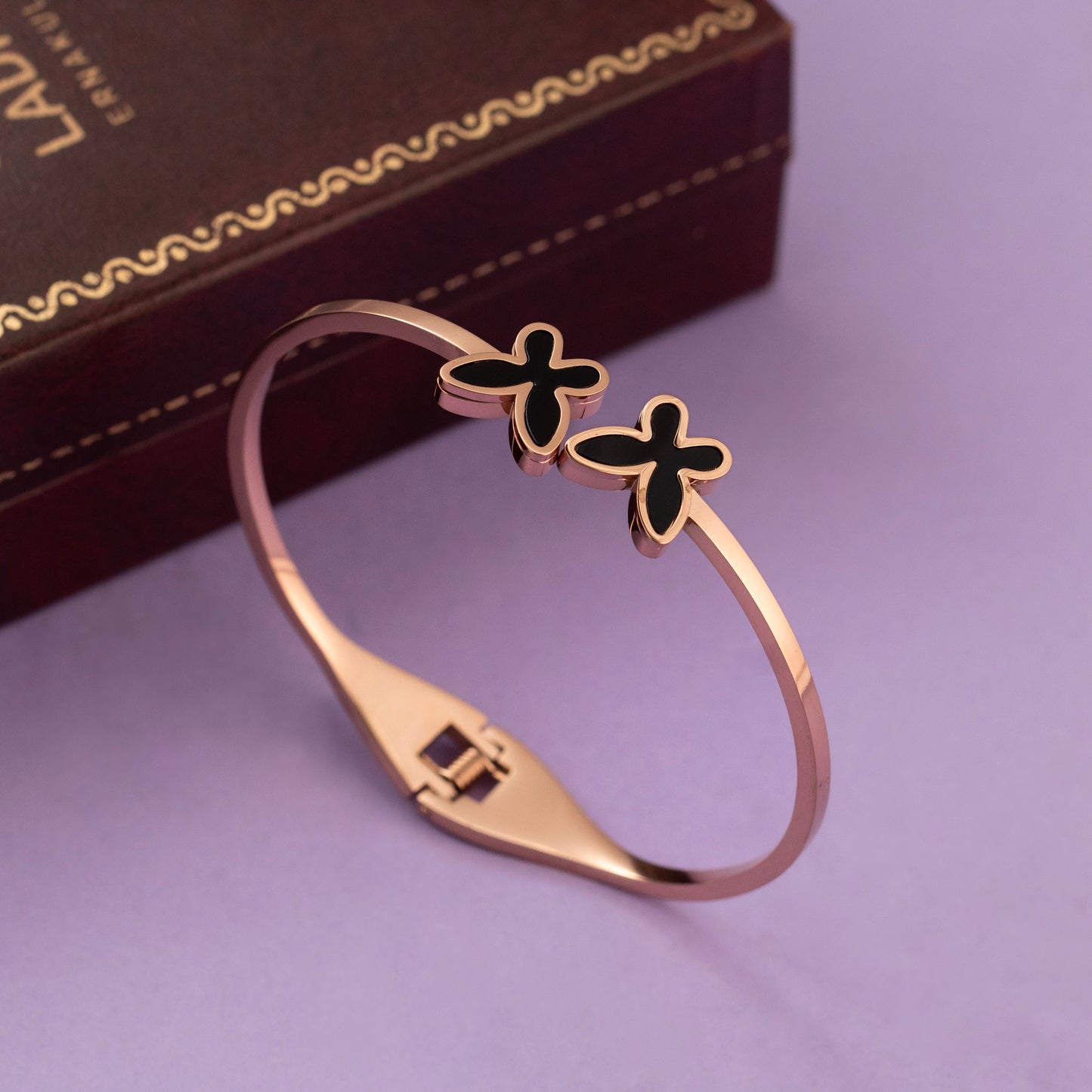Cuff Bangle B256
