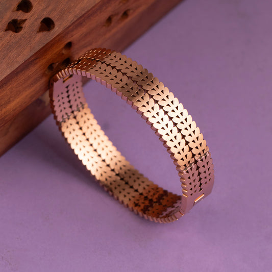 Cuff Bangle B372