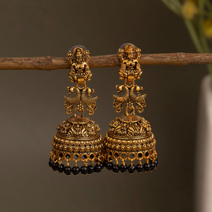 Antique Earrings E106