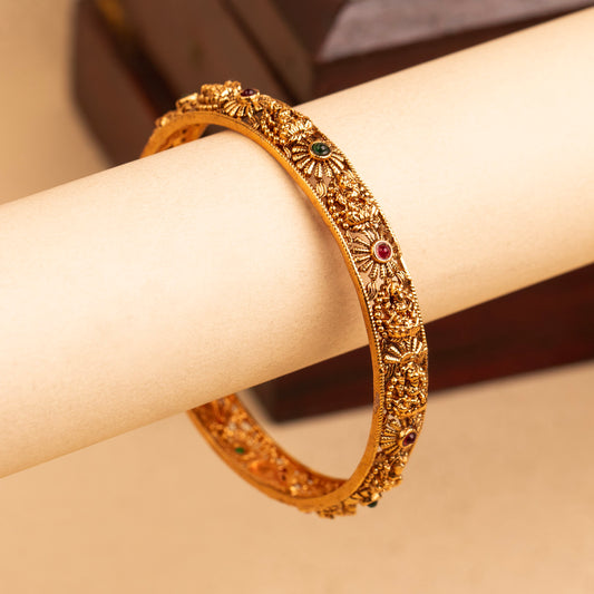 Antique Bangle B315