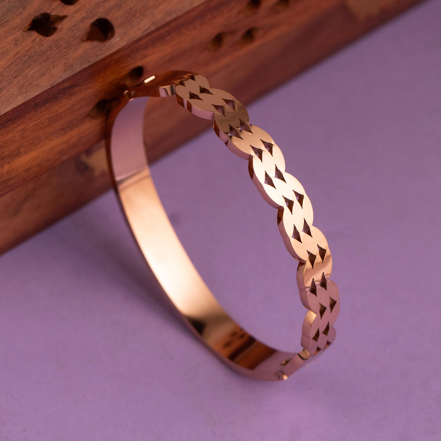 Cuff Bangle B363