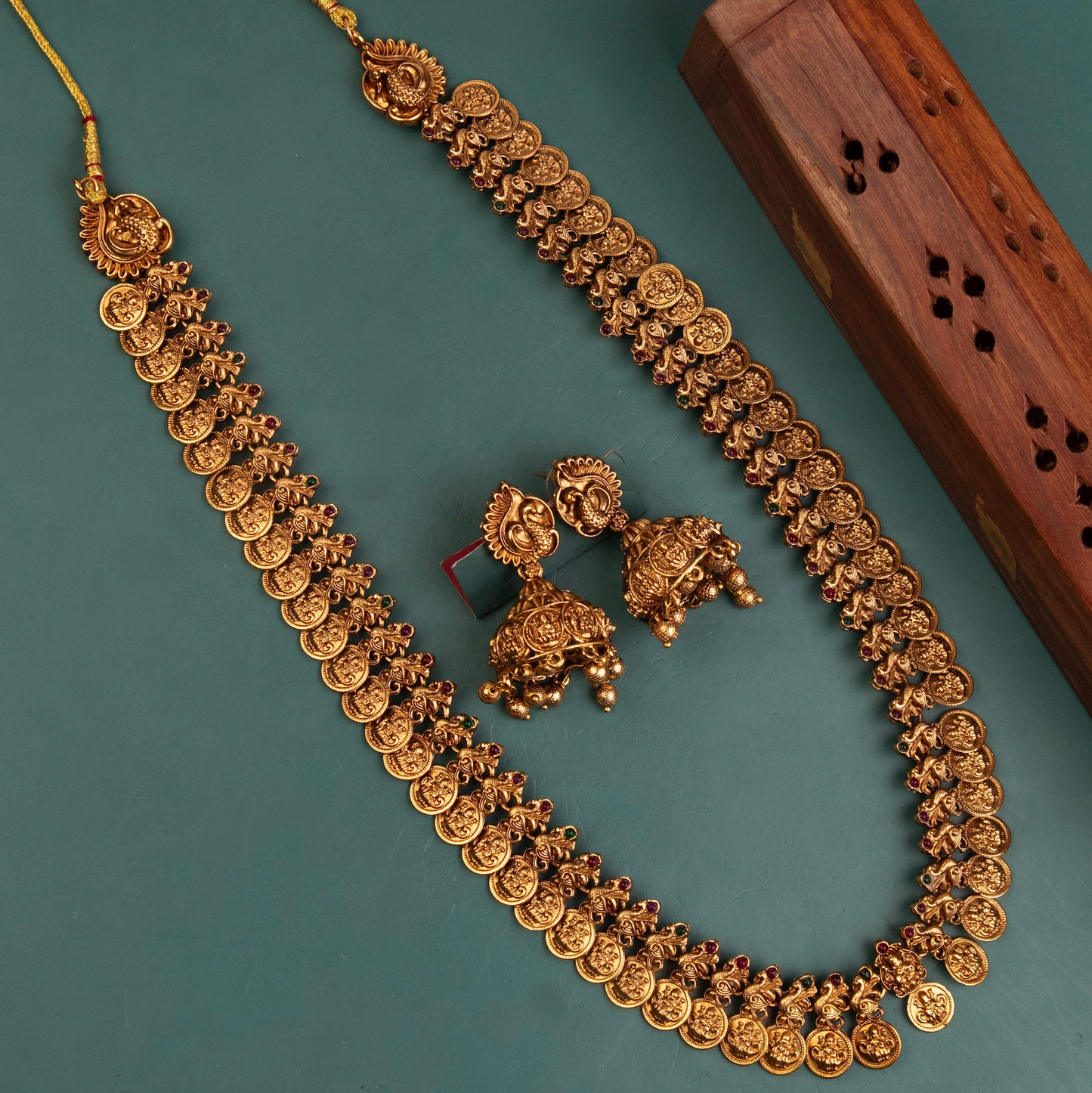 Necklace 387