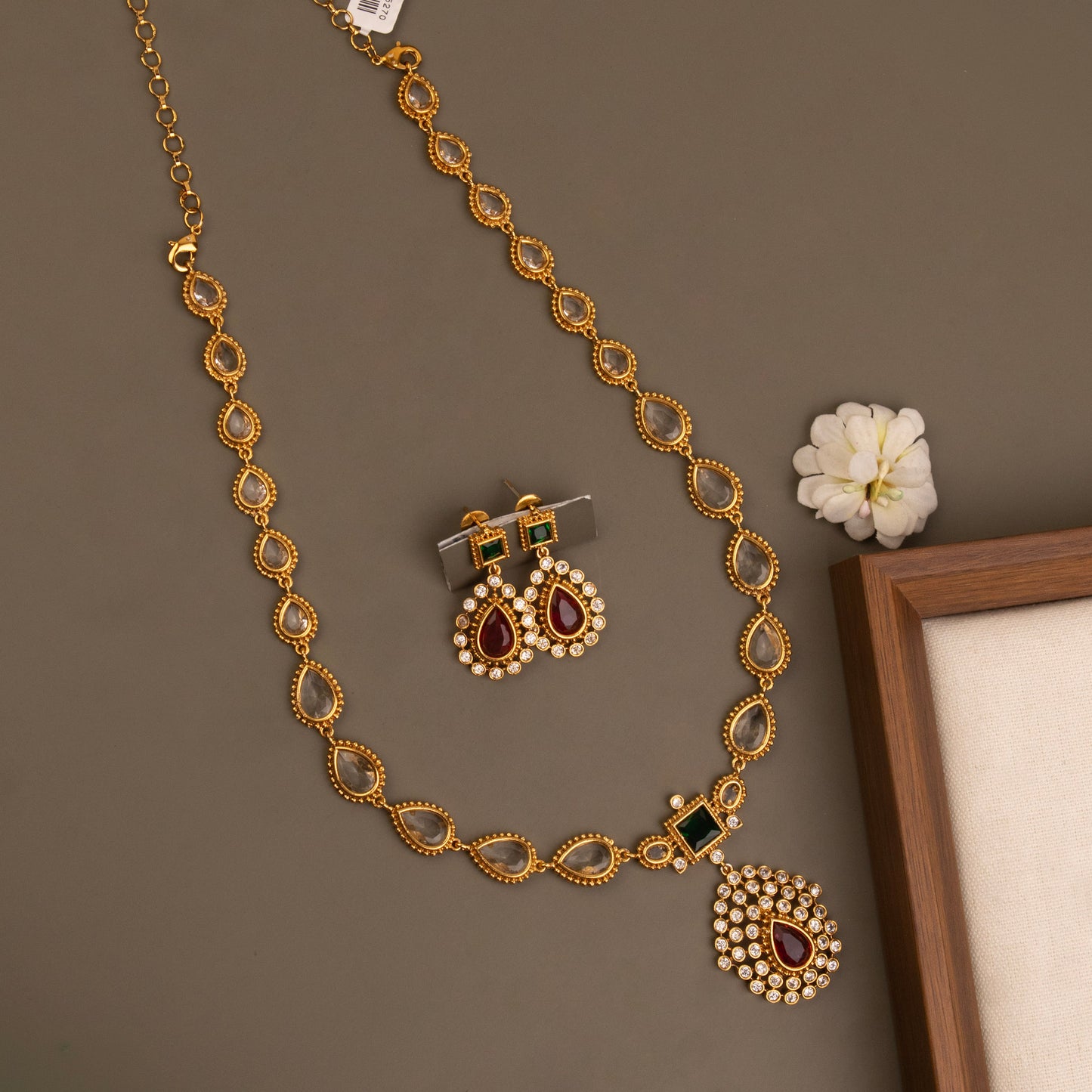 Necklace 551