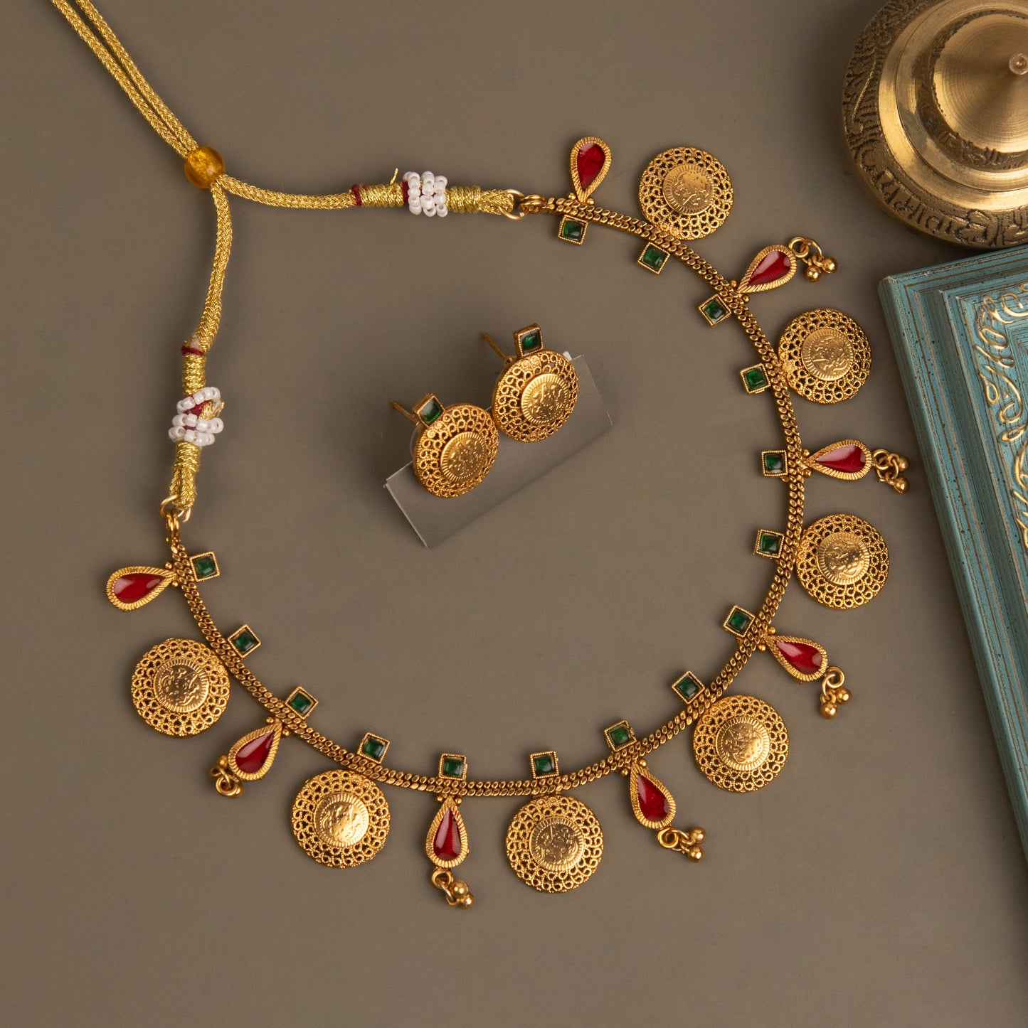 Necklace 592