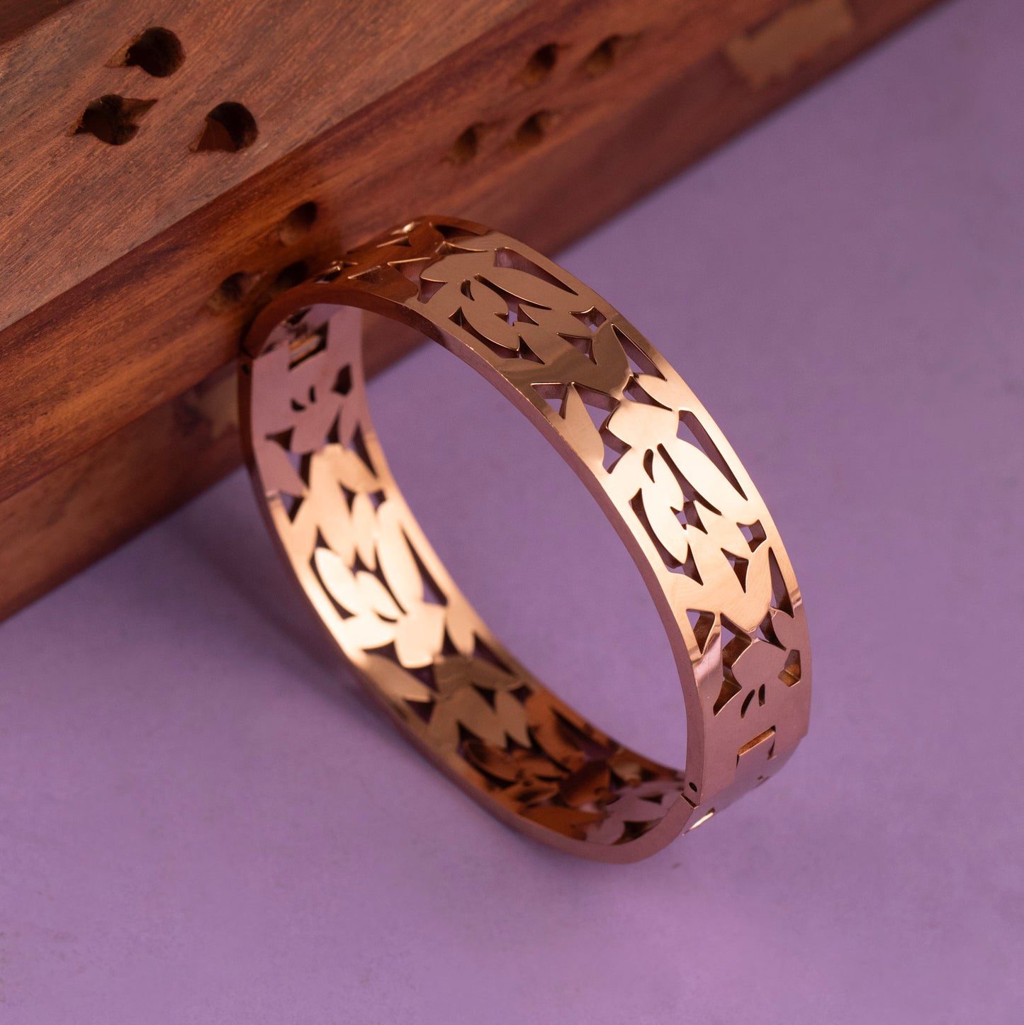 Cuff Bangle B381
