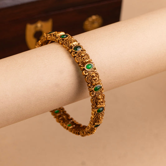 Antique Bangle B330