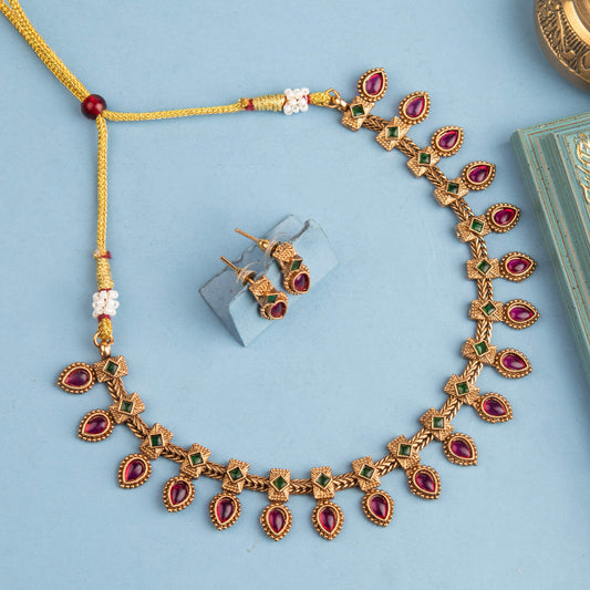 Necklace 858