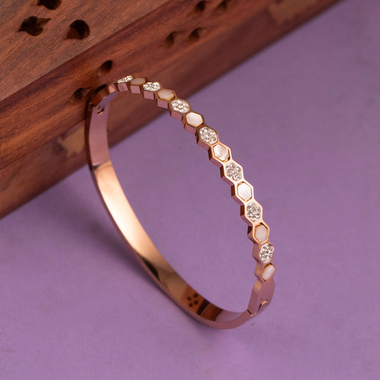 Cuff Bangle B376