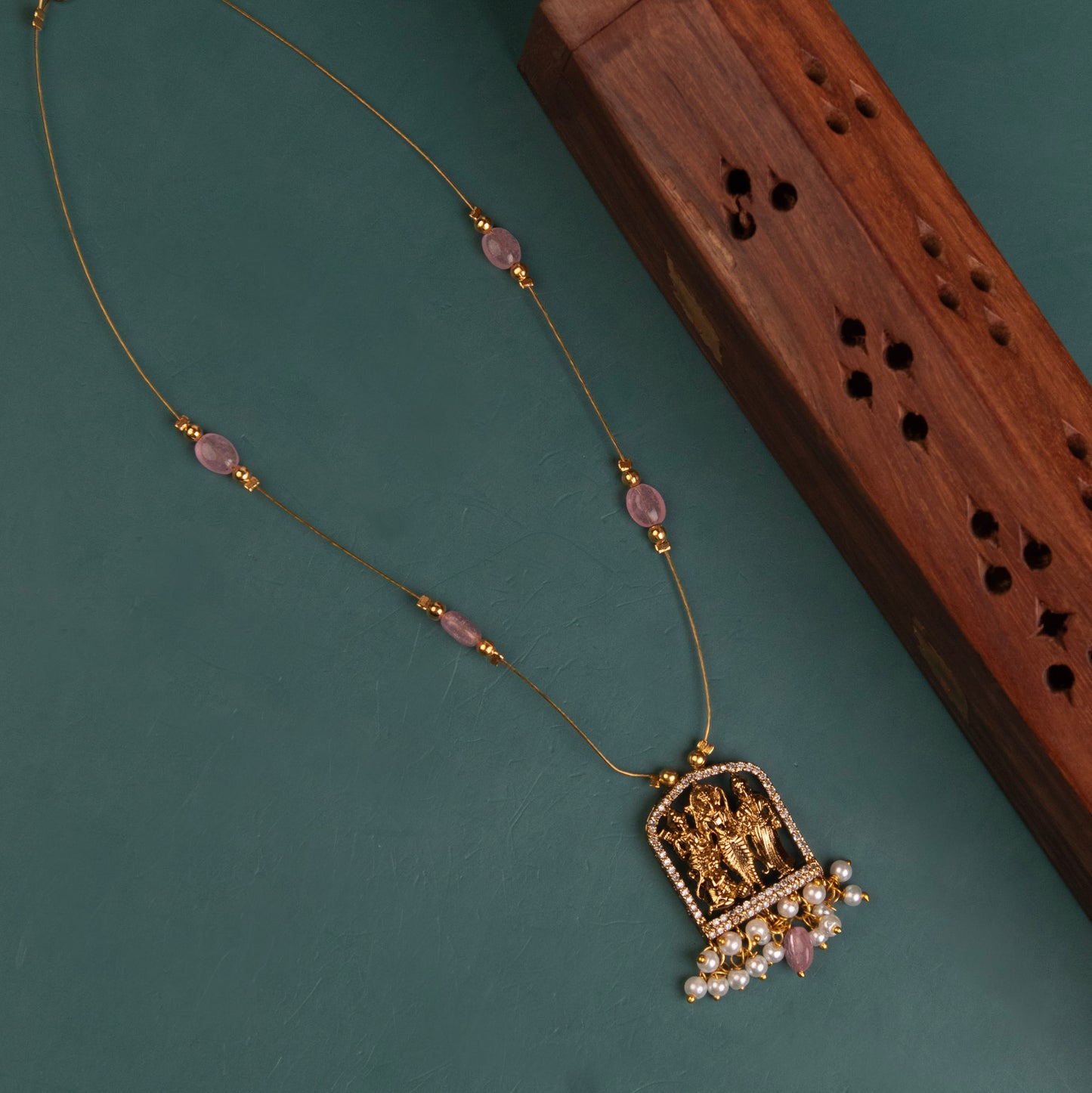 Necklace 530