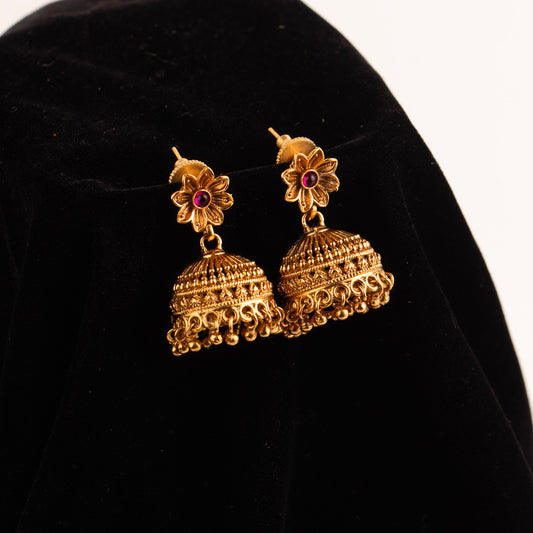 Antique Earrings E008