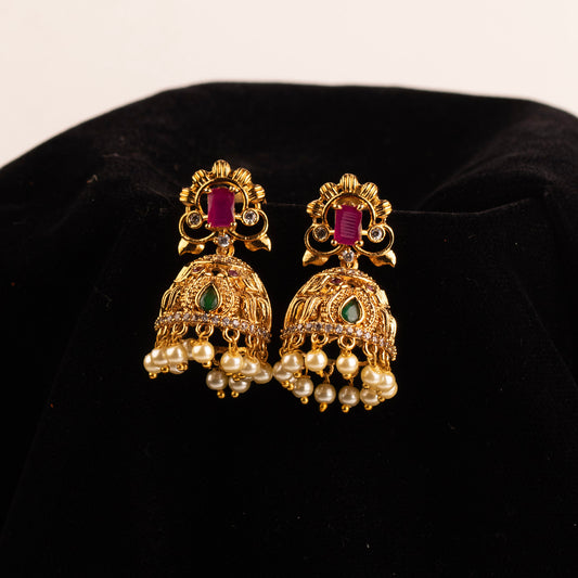 Antique Earrings E713