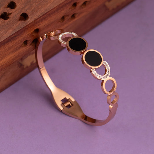 Cuff Bangle B379