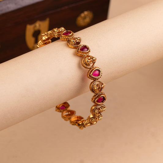 Antique Bangle B338