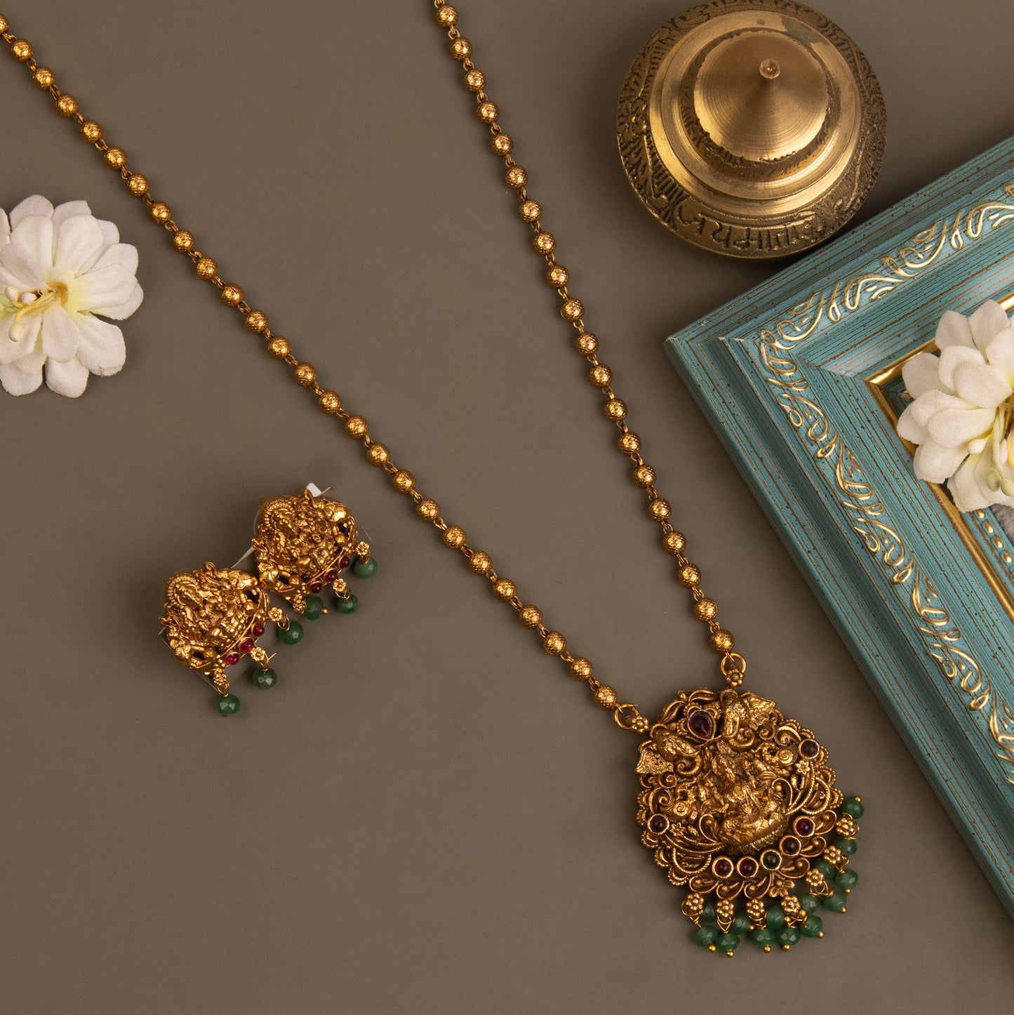 Necklace 676